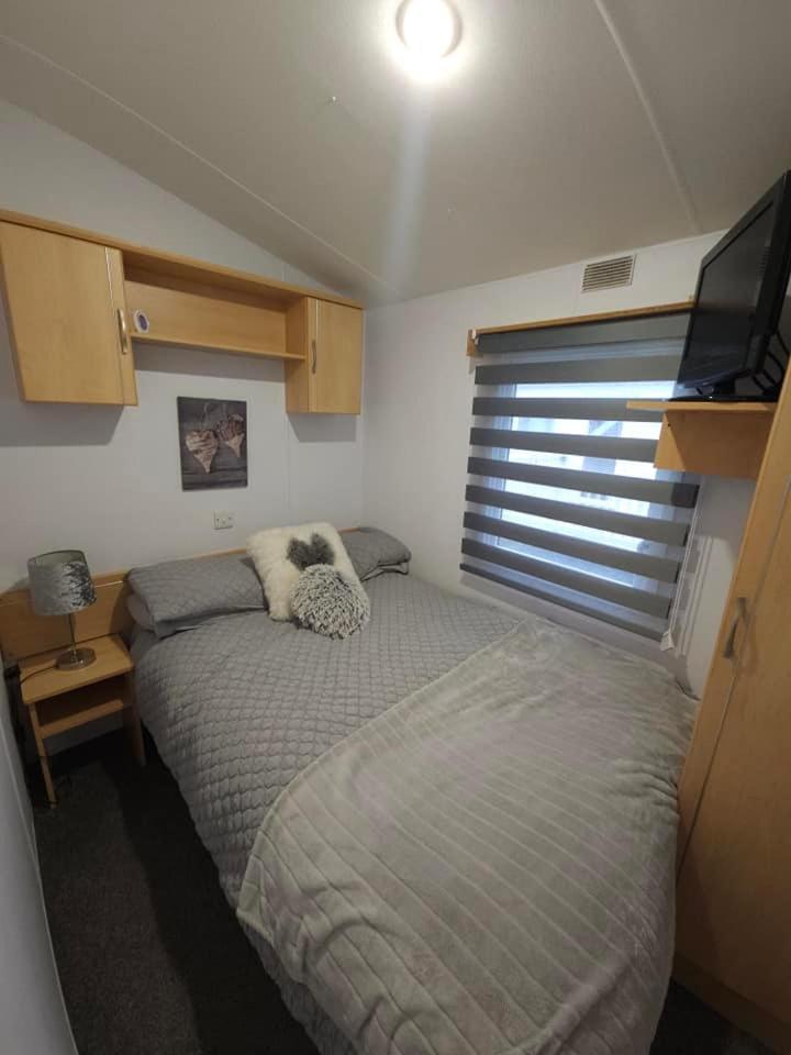 Tattershall Lakes Hot Tub Lodge Breaks Exterior foto